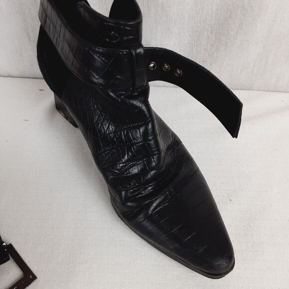 United Tokyo Womens Black Leather Boots with Buckle Animal Print Design - Picture 7 of 16